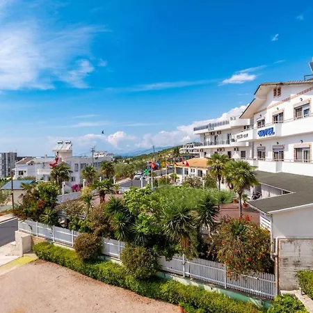 La Luna Hotel Ksamil