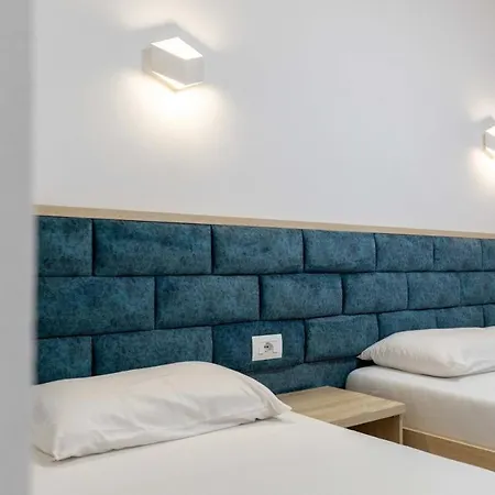 La Luna Hotel
