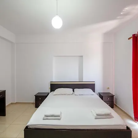 La Luna Hotel 3*